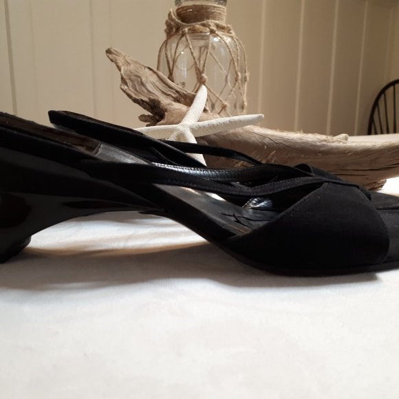 Stewart Weitzman Black Fabric & Leather - Picture 5 of 10